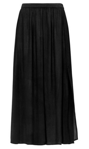 Čierna maxi sukňa pre plnoštíhle žienky